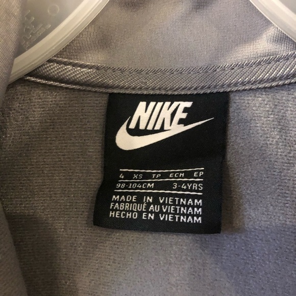 🦄Nike Sweater - Picture 4 of 5